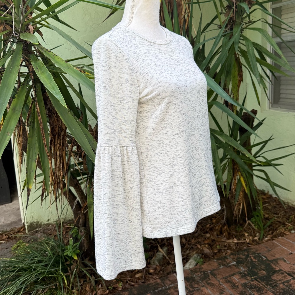 Cream Belll Sleeve Long Sleeve